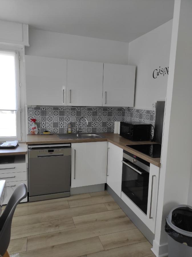 Charmant Duplex A 2 Pas De La Plage Льо Портел Екстериор снимка
